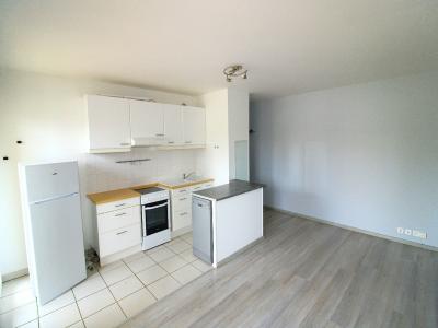 For sale Pontault-combault GARE 2 rooms 34 m2 Seine et marne (77340) photo 3