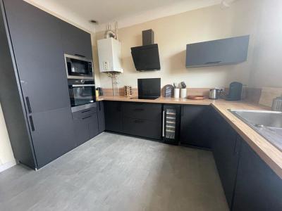 For sale Brest 4 rooms 107 m2 Finistere (29200) photo 3