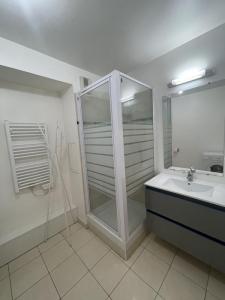 Louer Appartement 27 m2 Courbevoie