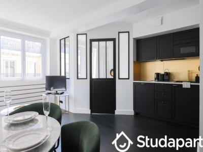 Annonce Location Appartement Paris-8eme-arrondissement 75