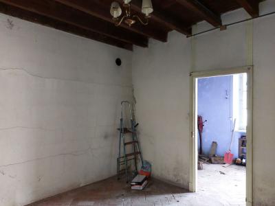 For sale A 10 MNS DES COMMERCES 6 rooms 82 m2 Creuse (23170) photo 3
