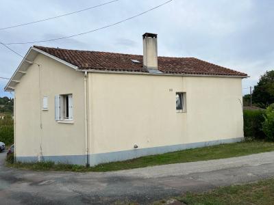 For sale Confolens 5 rooms 85 m2 Charente (16500) photo 3