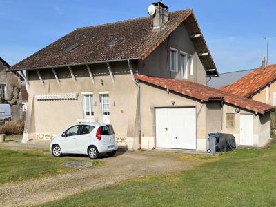 For sale Confolens 7 rooms 170 m2 Charente (16500) photo 3