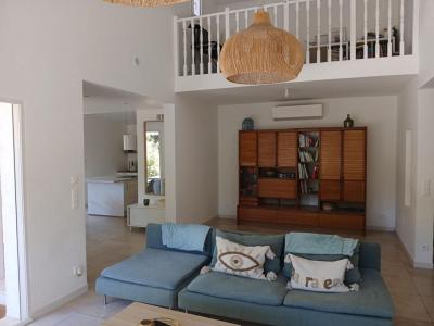 For sale Val 8 rooms 230 m2 Var (83143) photo 3