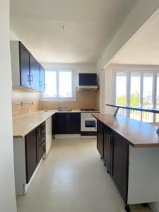 For sale Vannes 3 rooms 67 m2 Morbihan (56000) photo 2