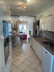 For sale Valence 4 rooms 75 m2 Drome (26000) photo 3