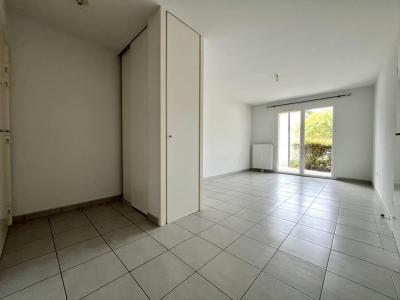 For sale Villenave-d'ornon 2 rooms 40 m2 Gironde (33140) photo 2