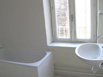 For rent Clermont-ferrand 2 rooms 38 m2 Puy de dome (63000) photo 1