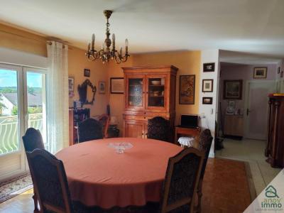 For sale Saint-junien 5 rooms 102 m2 Haute vienne (87200) photo 2
