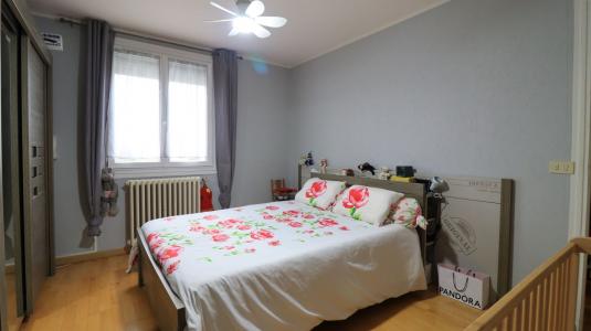 For sale 5 rooms 105 m2 Gironde (33810) photo 3