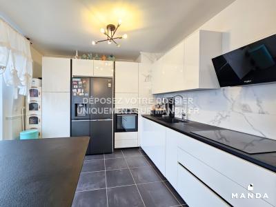 Louer Appartement Puteaux 1980 euros