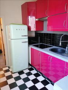 Louer Appartement 50 m2 Paris-20eme-arrondissement
