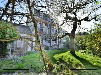 For sale Ferte-bernard 8 rooms 225 m2 Sarthe (72400) photo 0