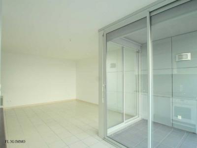For sale Montpellier 3 rooms 68 m2 Herault (34070) photo 2