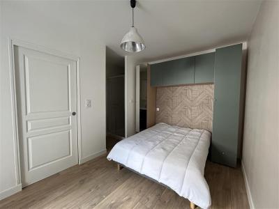 Louer Appartement Laval 730 euros