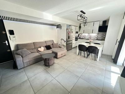 Acheter Appartement 70 m2 Salon-de-provence