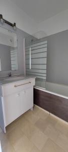 For sale Bellerive-sur-allier 1 room 28 m2 Allier (03700) photo 4
