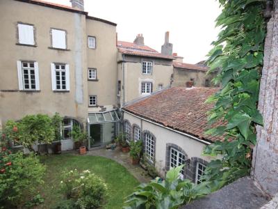 For rent Riom 8 rooms 300 m2 Puy de dome (63200) photo 1