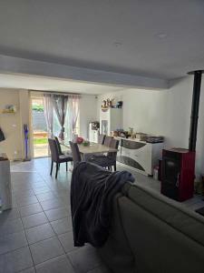 For sale Chaumont-d'anjou 6 rooms 99 m2 Maine et loire (49140) photo 2