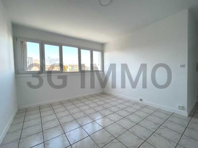 For sale Fontenay-aux-roses 2 rooms 48 m2 Hauts de Seine (92260) photo 1