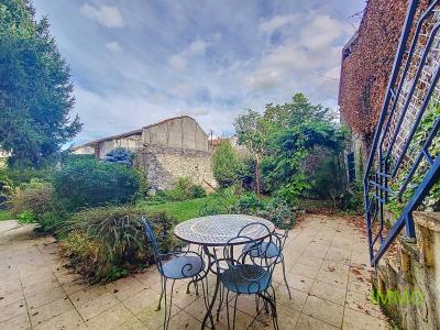 Annonce Vente 8 pices Maison Loures-barousse 65