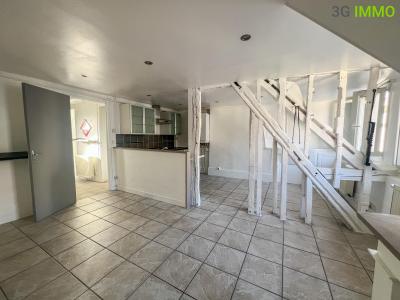For sale Dreux 2 rooms 49 m2 Eure et loir (28100) photo 0