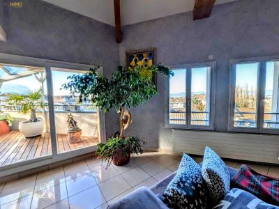 Acheter Appartement Ville-la-grand 568000 euros