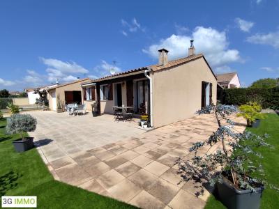 For sale Vias 4 rooms 81 m2 Herault (34450) photo 0