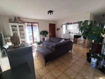 For sale Vias 4 rooms 81 m2 Herault (34450) photo 3