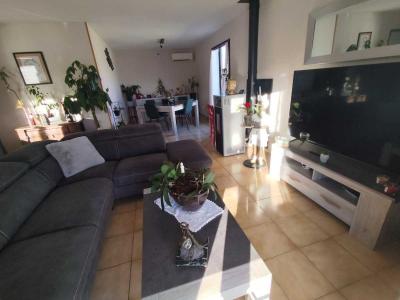 For sale Vias 4 rooms 81 m2 Herault (34450) photo 4