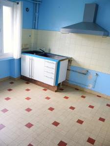 For sale Etrat L'ATRAT 7 rooms 141 m2 Loire (42580) photo 4