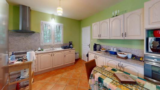 For sale Roquemaure 4 rooms 93 m2 Gard (30150) photo 2