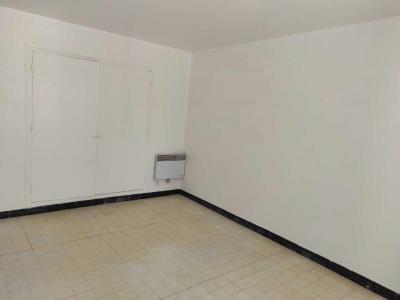 For sale Roquemaure 2 rooms 38 m2 Gard (30150) photo 1