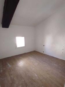 For sale Roquemaure 2 rooms 46 m2 Gard (30150) photo 4