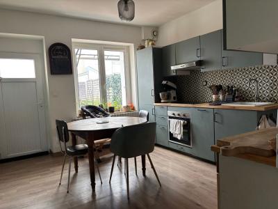 For sale Mans 5 rooms 97 m2 Sarthe (72000) photo 3