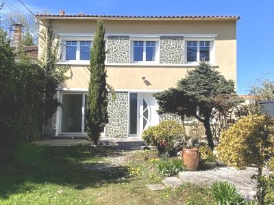 For sale Angouleme 6 rooms 166 m2 Charente (16000) photo 1