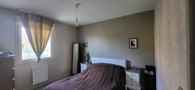 For sale Nogent-le-roi 5 rooms 94 m2 Eure et loir (28210) photo 4