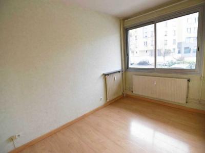 For sale Clermont-ferrand 3 rooms 62 m2 Puy de dome (63000) photo 3