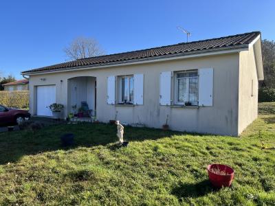 For sale Confolens 4 rooms 80 m2 Charente (16500) photo 2
