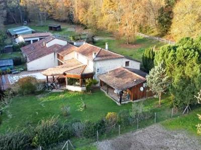 Annonce Vente 15 pices Maison Ambrus 47
