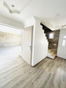 For sale Provins 8 rooms 150 m2 Seine et marne (77160) photo 2