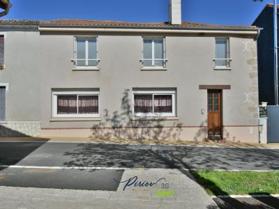 For sale Clere-sur-layon 7 rooms 163 m2 Maine et loire (49560) photo 1