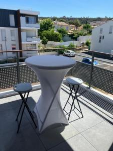 For sale Vitrolles 2 rooms 38 m2 Bouches du Rhone (13127) photo 2