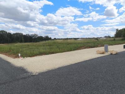 Acheter Terrain Vouneuil-sous-biard 59900 euros