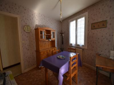 For sale Angouleme ANGOULEME 4 rooms 97 m2 Charente (16000) photo 2