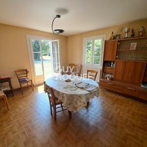 For sale Puyravault 5 rooms 130 m2 Charente maritime (17700) photo 3