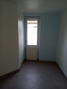 For rent Riom 3 rooms 41 m2 Puy de dome (63200) photo 1