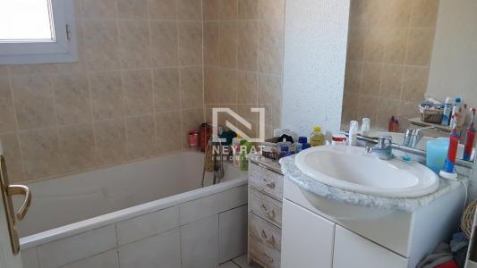 For rent Montauroux 4 rooms 88 m2 Var (83440) photo 1