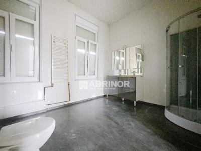 For sale Tourcoing 4 rooms 82 m2 Nord (59200) photo 4