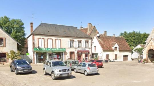 Louer Maison Mezilles 410 euros